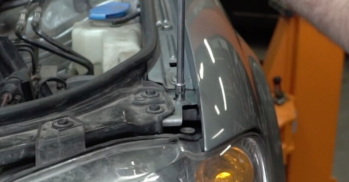 Wasserpumpe + Zahnriemensatz Audi A3 8P1 1.6 2005 wechseln: Kostenlose Reparaturhandbücher