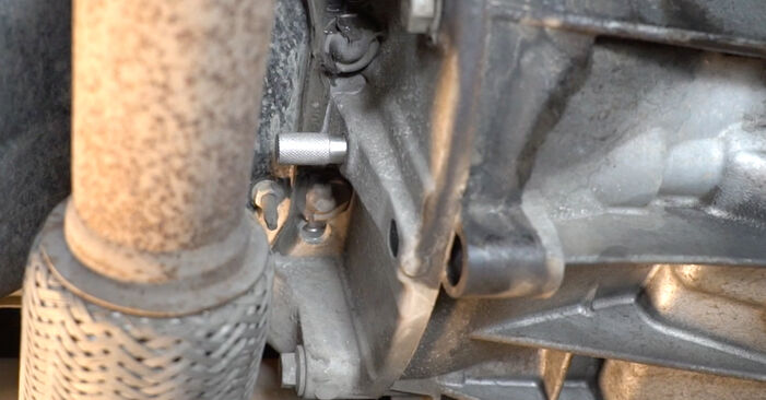 Wie Wasserpumpe + Zahnriemensatz beim Ford Mondeo Mk5 Kombi 2014 gewechselt werden - Unentgeltliche PDF- und Videoanweisungen