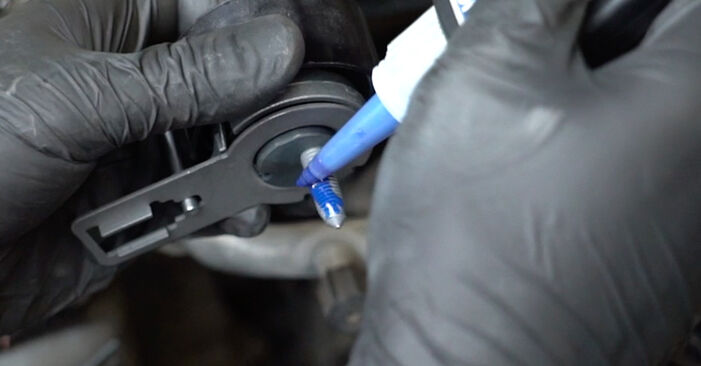 Schrittweise Anleitung zum eigenhändigen Ersatz von Ford B-Max JK 2012 1.4 LPG Wasserpumpe + Zahnriemensatz