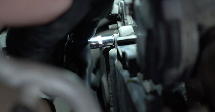 Jak zdjąć i wymienić Zestaw paska rozrządu + pompa wody Ford C Max 2 2.0 TDCi 2014 - łatwe w użyciu instrukcje online