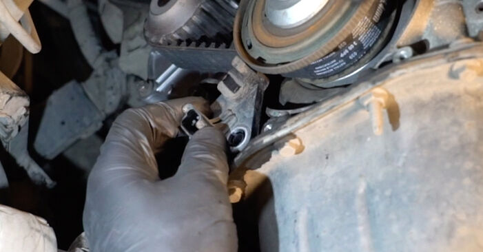 Jak zdjąć i wymienić Zestaw paska rozrządu + pompa wody Ford Grand C Max 1.5 TDCi 2014 - łatwe w użyciu instrukcje online