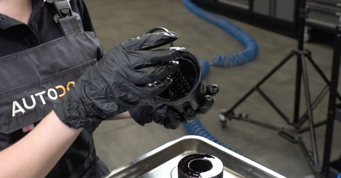 Priporočila korakov za DIY zamenjavo Audi Q3 F3B 2024 40 TDI Oljni filter