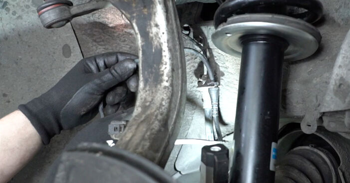 Wie schmierig ist es, selber zu reparieren: Radlager beim Audi A8 D3 6.0 W12 quattro 2008 wechseln – Downloaden Sie sich Bildanleitungen