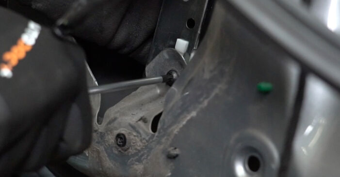 Audi A4 B8 1.8 TFSI 2009 Fensterheber wechseln: Gratis Reparaturanleitungen