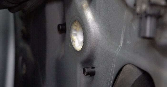 Svojpomocná výmena Mechanizmu zdvíhania okien na AUDI A4 Sedan (8K2, B8) 3.0 TDI quattro 2010