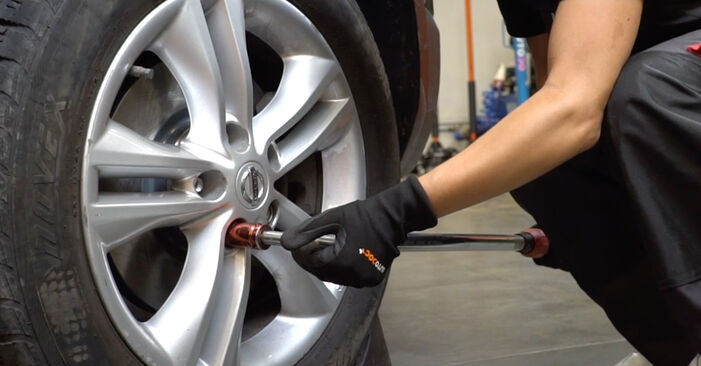Replacing Brake Discs on Tiida C12 Hatchback 2022 1.6 by yourself