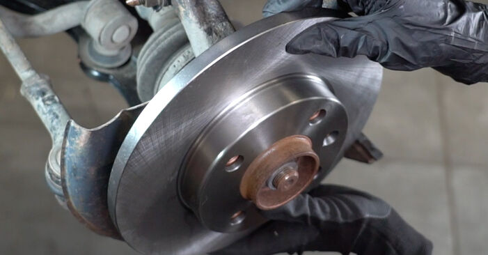 Step-by-step recommendations for DIY replacement VW PASSAT (32) 1977 1.3 (FY) Brake Discs