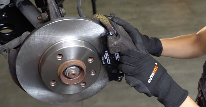 How to replace VW GOLF I (17) 1.8 GTI 1975 Brake Pads - step-by-step manuals and video guides
