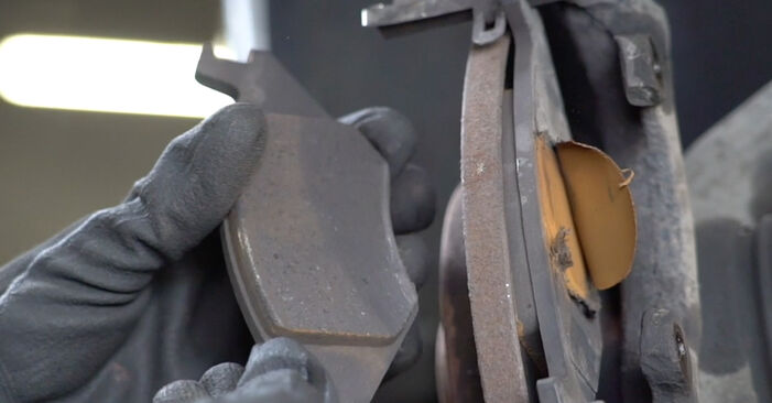 Replacing Brake Pads on VW Jetta MK1 1978 1.6 (EM) by yourself