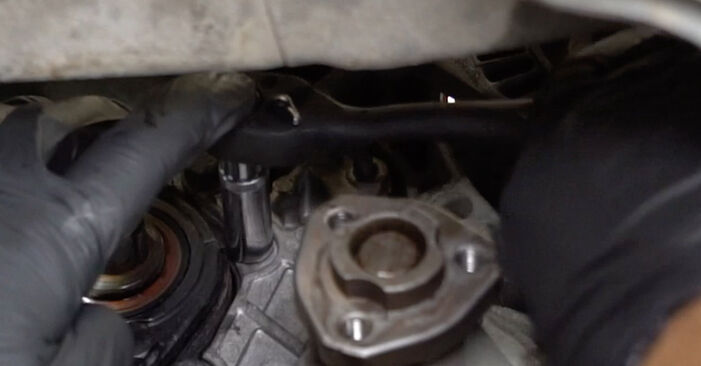 Wie man Wasserpumpe + Zahnriemensatz am VW Caddy II Kastenwagen (9K9A) 1997 ersetzt - Hinweise und Ratschläge