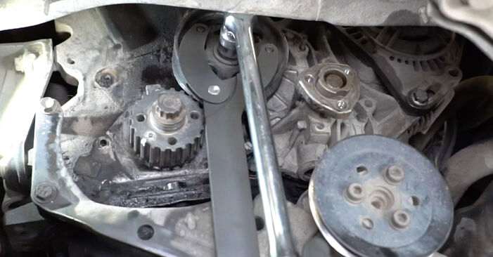 How to remove VW GOLF 2.9 VR6 Syncro 1997 Water Pump + Timing Belt Kit - online easy-to-follow instructions