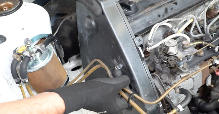 Replacing Water Pump + Timing Belt Kit on VW T4 Platform 2000 2.5 TDI by yourself