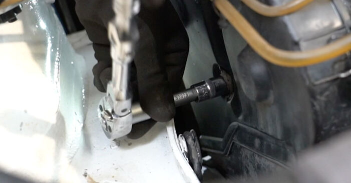 Wechseln Sie Wasserpumpe + Zahnriemensatz beim VW T4 Pritsche 2000 2.5 TDI selber aus