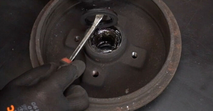 Changing of Wheel Bearing on VW 412 Variant 1970 won't be an issue if you follow this illustrated step-by-step guide