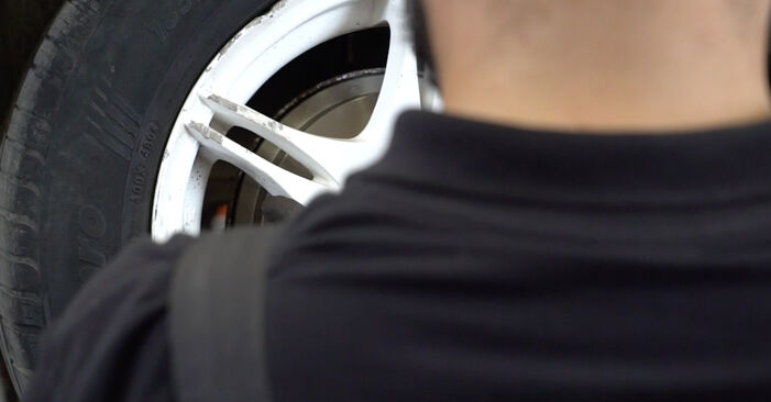 Comment changer Roulement de roue sur VW 411/412 - trucs et astuces