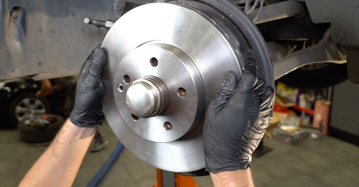 How to change Wheel Bearing on Mercedes W212 2009 - free PDF and video manuals