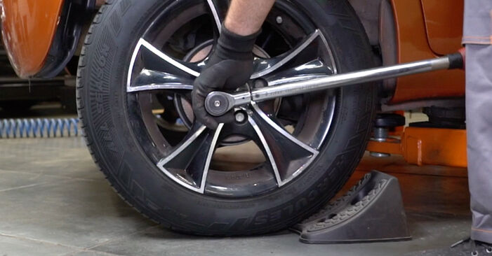Hvor lang tid tager en udskiftning: Bremsetromler på FIAT 500 - informativ PDF-manual