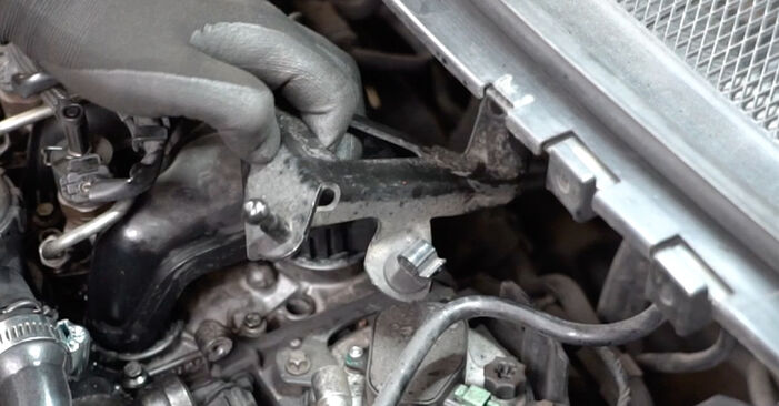 Ford C Max DM2 1.6 TDCi 2009 Kraftstofffilter wechseln: Gratis Reparaturanleitungen