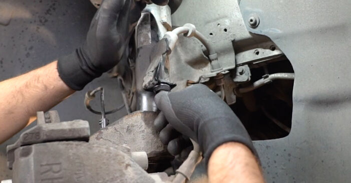 Replacing Wheel Bearing on Ford Focus DB3 2006 2.0 TDCi by yourself