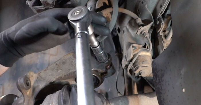 Changing Wheel Bearing on FORD C-MAX (DM2) 1.6 2010 by yourself