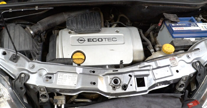 Jak zdjąć i wymienić Filtr olejowy Opel Corsa Classic 1.6 1998 - łatwe w użyciu instrukcje online