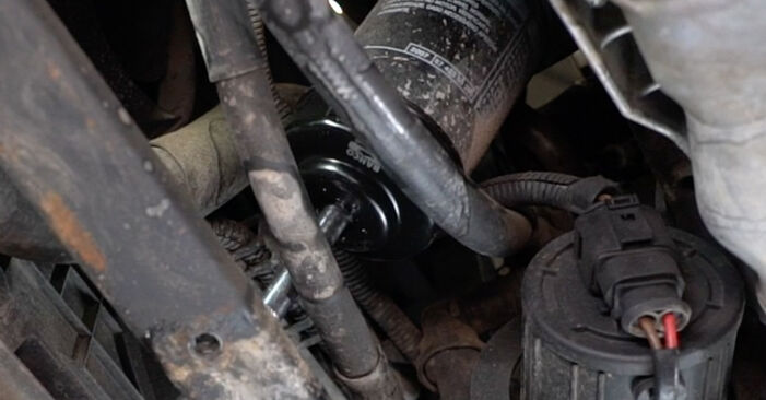 Anleitung: Seat Leon 1M1 Motoröl und Ölfilter wechseln - Anleitung