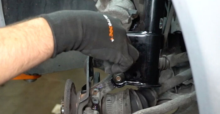 Changing Wheel Bearing on MERCEDES-BENZ VANEO (414) 1.7 CDI (414.700) 2005 by yourself