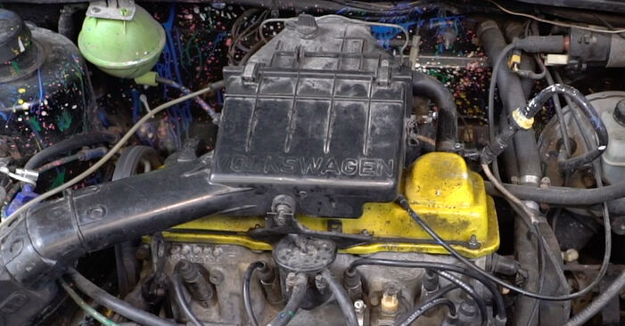 Zelf Radiator VW Jetta II (19E, 1G2, 165) 1.6 D 1986 vervangen