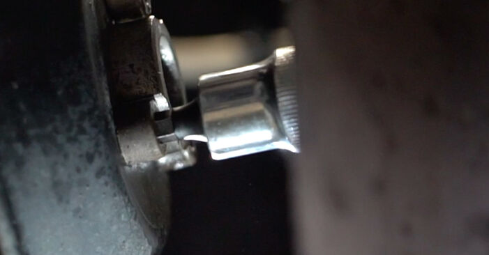 VW PASSAT 1.6 D Water Pump + Timing Belt Kit replacement: online guides and video tutorials