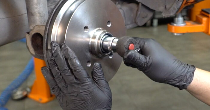 VW DERBY Bremsetromler gør-det-selv udskiftnings værksted manual