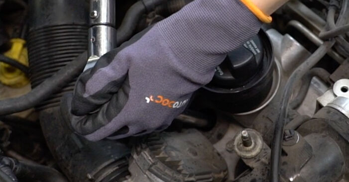 Wie schmierig ist es, selber zu reparieren: Zündkerzen beim Seat Exeo Limousine 1.8 T 2014 wechseln – Downloaden Sie sich Bildanleitungen
