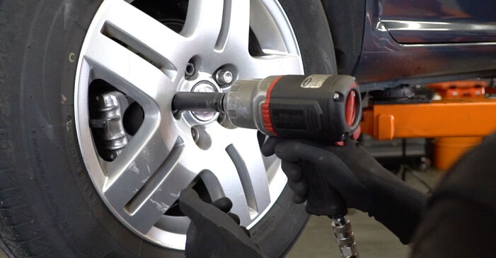 Hvordan man udskifter VW BORA ABS Sensor - trin-for-trin manualer og video vejledninger
