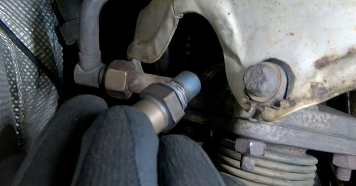 Vanskelighetsgrad: Bytte av Lambdasonde på VW Jetta 1k2 1.6 TDI 2005 – last ned illustrert veiledning