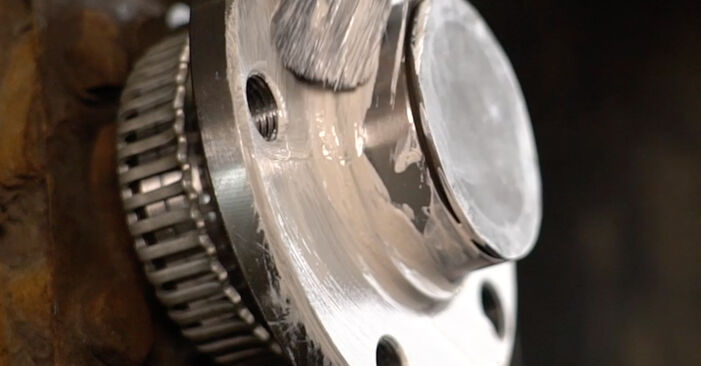 Skoda Rapid nh1 1.6 TDI 2014 Bremsscheiben wechseln: Gratis Reparaturanleitungen