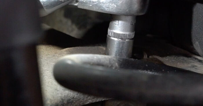 How to remove BMW 5 SERIES 535 i 1984 Anti Roll Bar Links - online easy-to-follow instructions