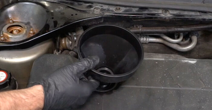 Ford Tourneo Custom Bus 2.0 EcoBlue 2014 Ölfilter wechseln: Gratis Reparaturanleitungen