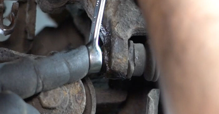 Wie schmierig ist es, selber zu reparieren: Bremsbeläge beim Ford Mondeo b5y ST220 3.0 2006 wechseln – Downloaden Sie sich Bildanleitungen