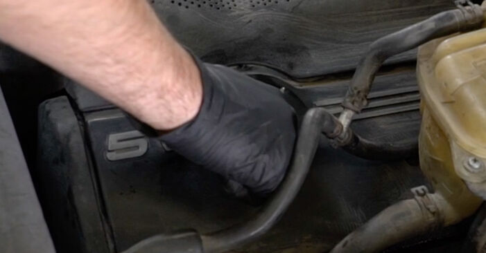 How to remove AUDI A8 S8 5.2 quattro 2006 Oil Filter - online easy-to-follow instructions