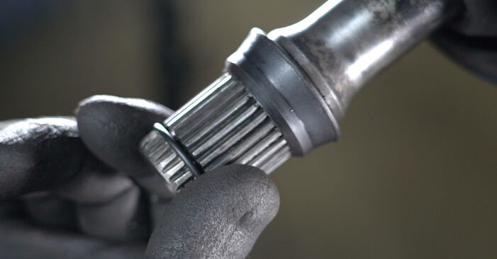Step-by-step recommendations for DIY replacement Audi A4 B5 Avant 1999 1.8 T quattro CV Joint