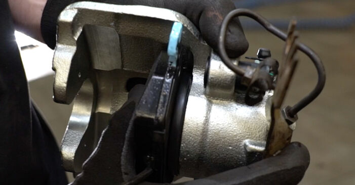 Changing Brake Calipers on AUDI A6 Saloon (4B2, C5) 1.9 TDI 2000 by yourself