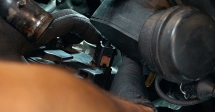 Смяна на Seat Ibiza 5 1.6 TDI 2010 Термостат: безплатни наръчници за ремонт