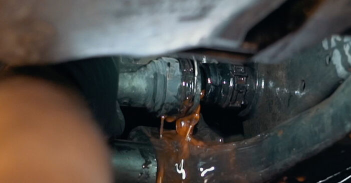 Wie kompliziert ist es, selbst zu reparieren: Thermostat am Seat Ibiza IV Sportcoupe 1.6 TDI 2014 ersetzen – Laden Sie sich illustrierte Wegleitungen herunter