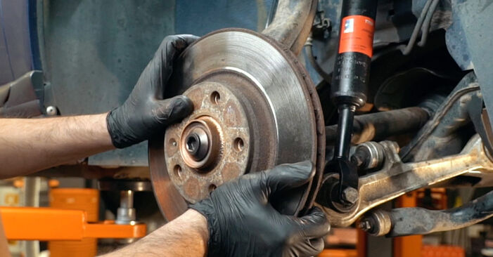 How to replace Wheel Bearing on AUDI COUPE (81, 85) 1985: download PDF manuals and video instructions