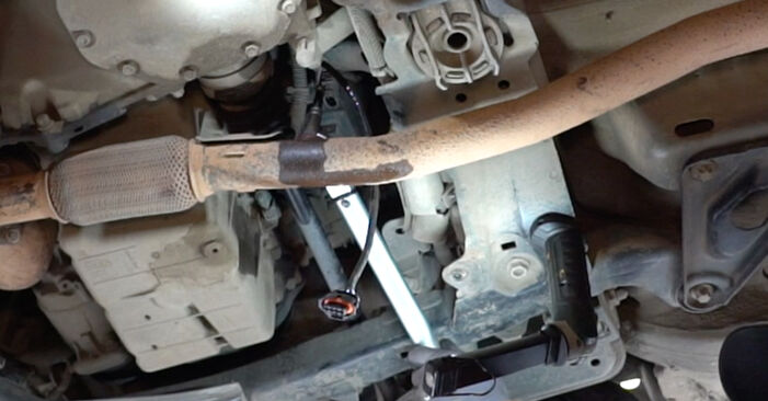 Wie schmierig ist es, selber zu reparieren: Lambdasonde beim Opel Zafira B 1.9 CDTI (M75) 2011 wechseln – Downloaden Sie sich Bildanleitungen