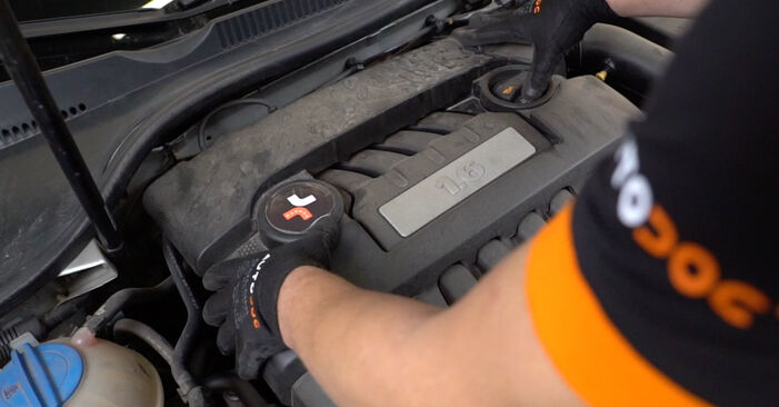A1 Hatchback (8X1, 8XK) 1.4 TDI 2012 Aizdedzes spole patstāvīgas nomaiņas remonta rokasgrāmata