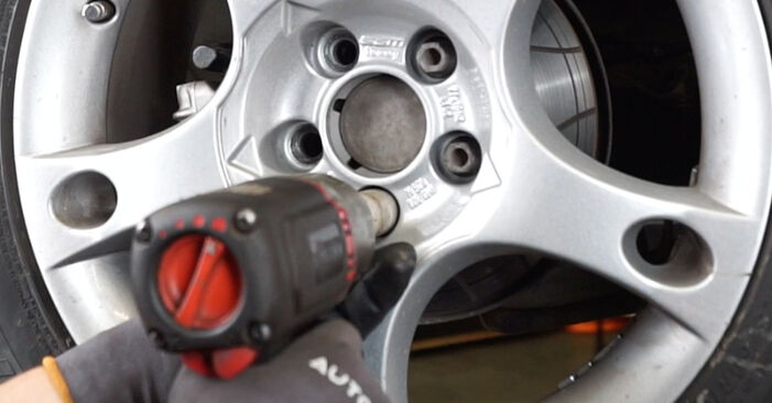 Seat Toledo 1m 1.6 16V 2000 Wheel Bearing replacement: free workshop manuals