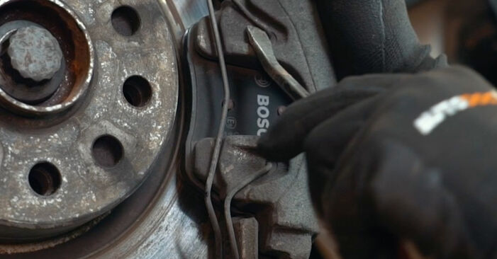 VW CADDY 1.6 SRE Bremsscheiben ersetzen: Tutorials und Video-Wegleitungen online