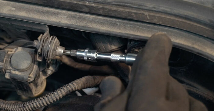 VW DERBY Bremseskiver trin-for-trin udskiftnings manual