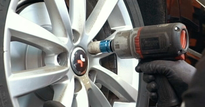 Wie man VW Passat (A32, A33) 2.5 2012 Bremsscheiben austauscht - Schrittweise Handbücher und Videowegleitungen