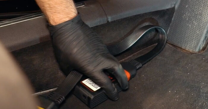 Cómo quitar Discos de Freno en un SEAT ALHAMBRA 2.0 TDI 4Drive 2014 - instrucciones online fáciles de seguir